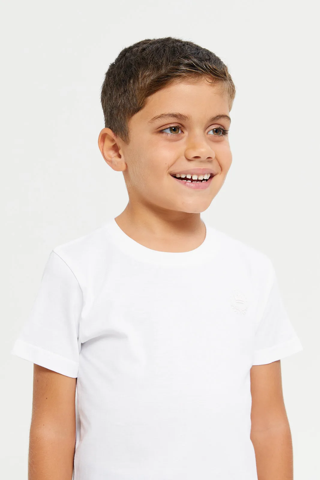 Boys White Embroidered T-Shirt Set (Pack Of 2)