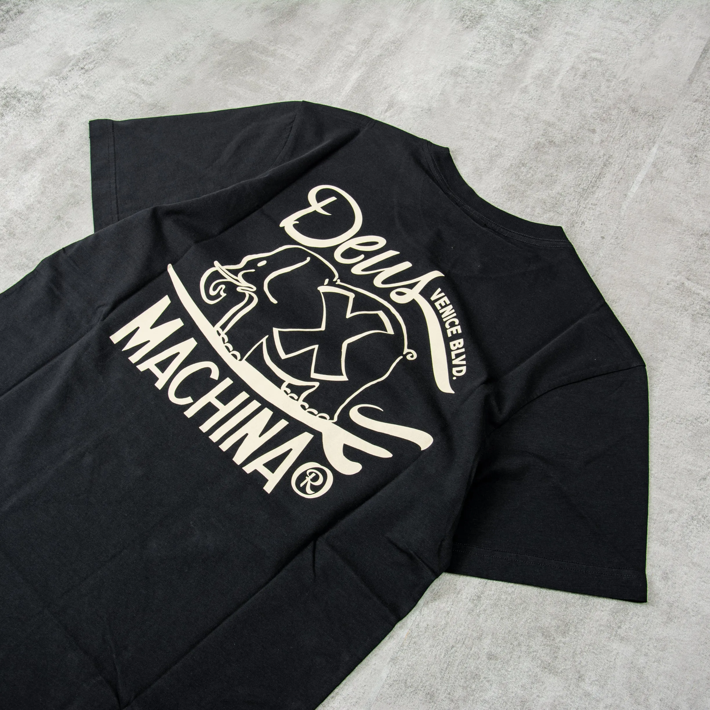 Deus ex Machina Hefferlump Tee - Black