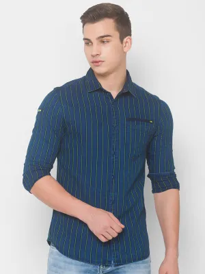 Spykar Men Neon Green Cotton Slim Fit Shirt