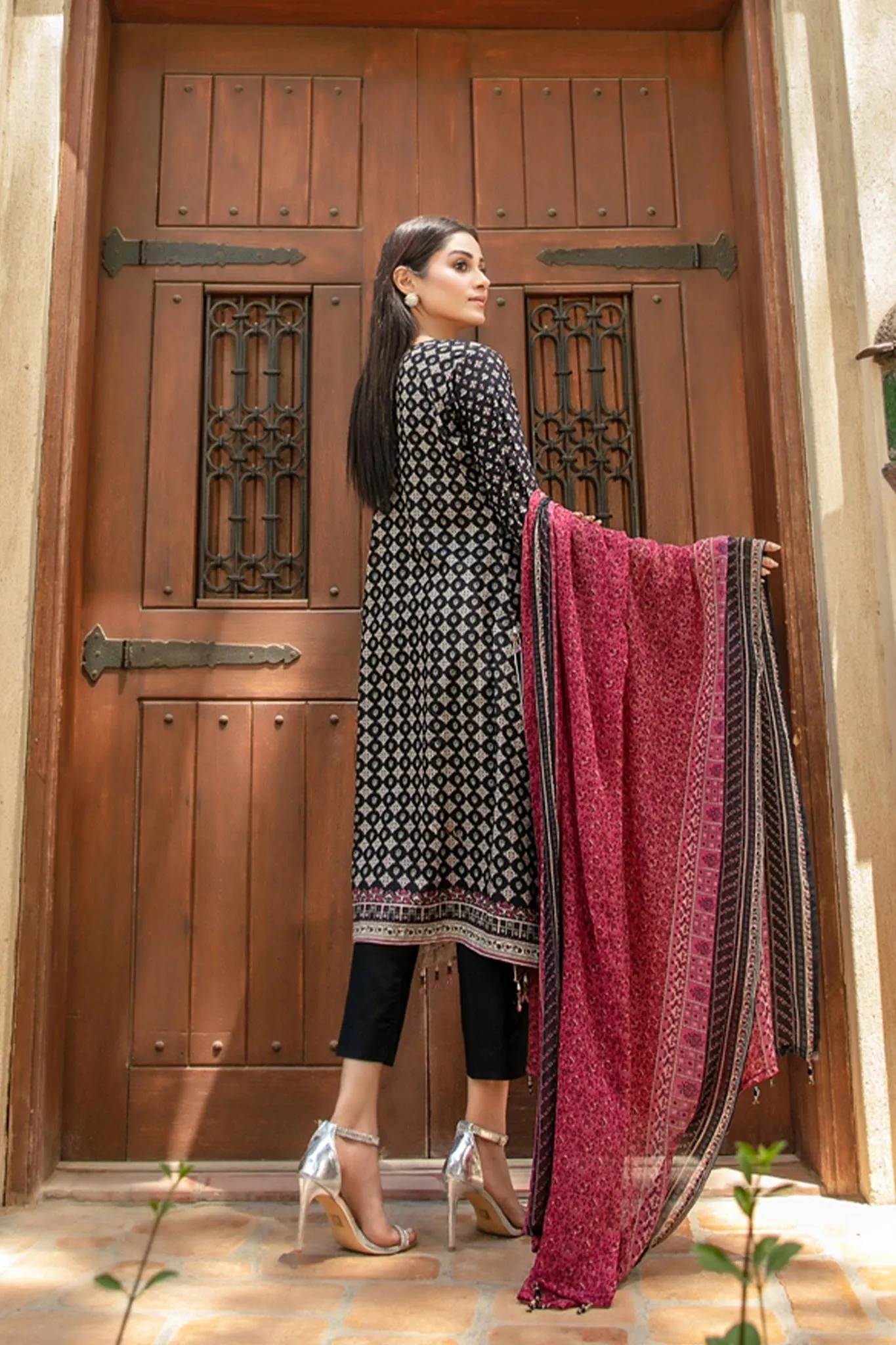 Tawakkal Sophia Lawn Collection 2022 – D-6991