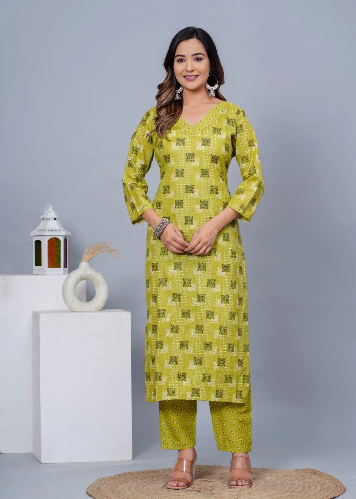Women Stylish Cotton Kurta With Pant And Dupatta Set